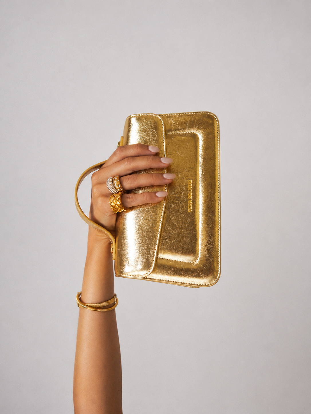 CLASSIC GOLDEN