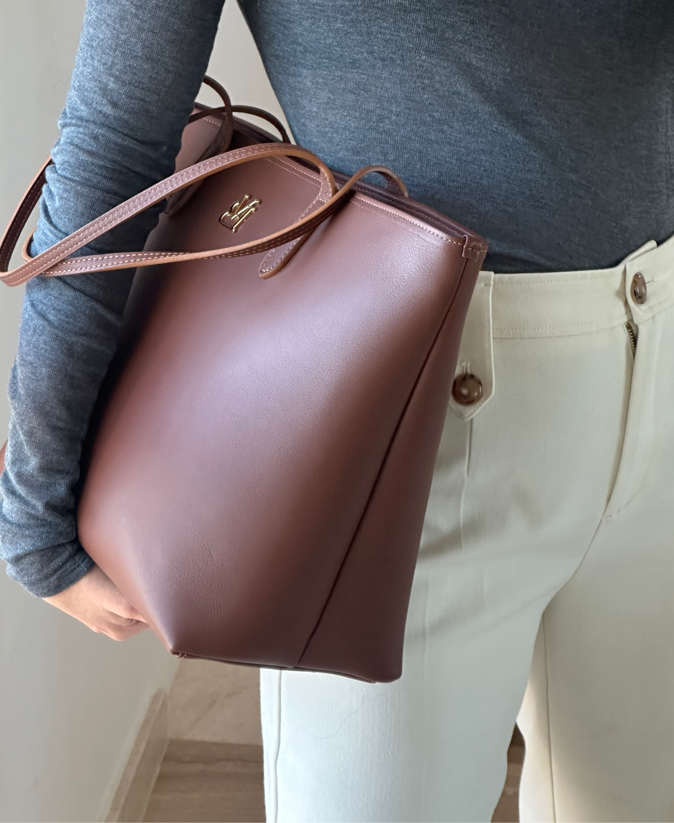 SHOPPER ALMOND