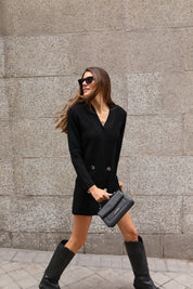 CLASSIC BLACK