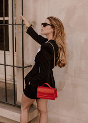 CLASSIC RED