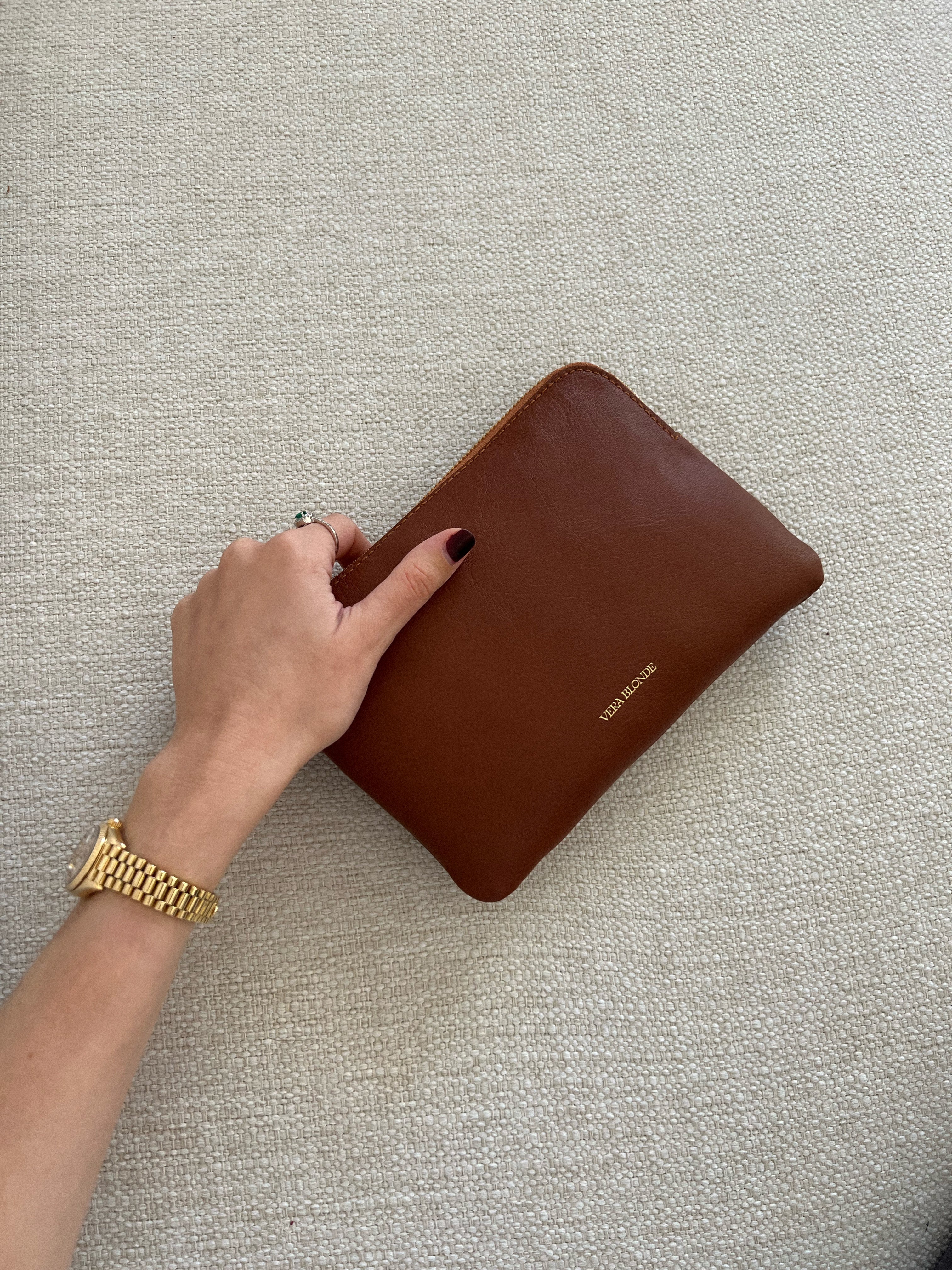 POCHETTE ALMOND